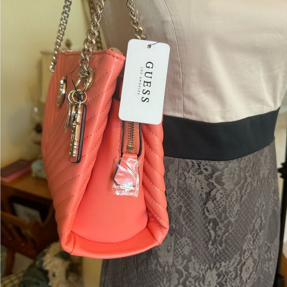 626-RITT Guess Shoulder Coral Blakely Status Luxe NWT Gold Hardware Satchel - Picture 2 of 16